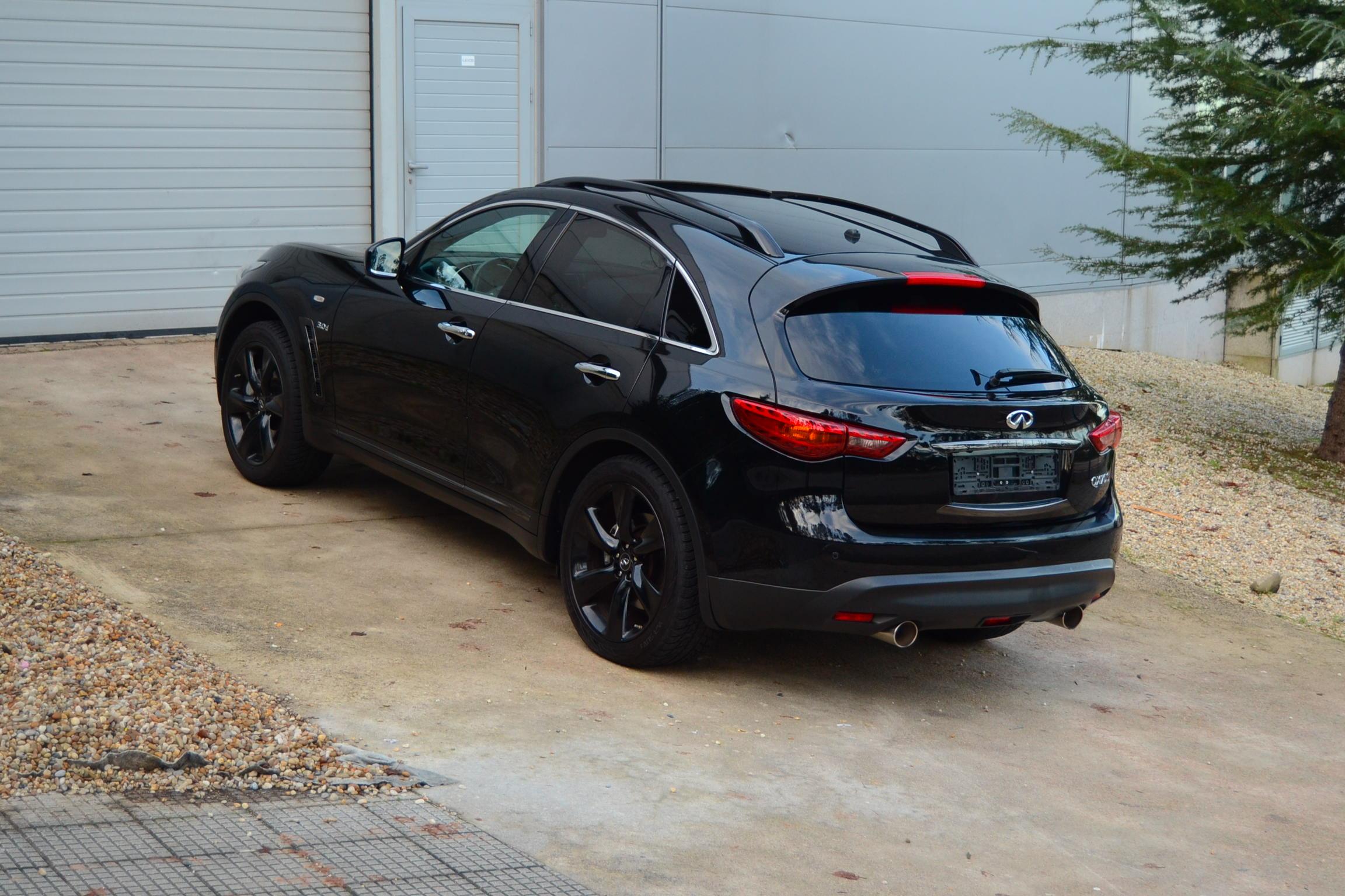 infiniti qx70